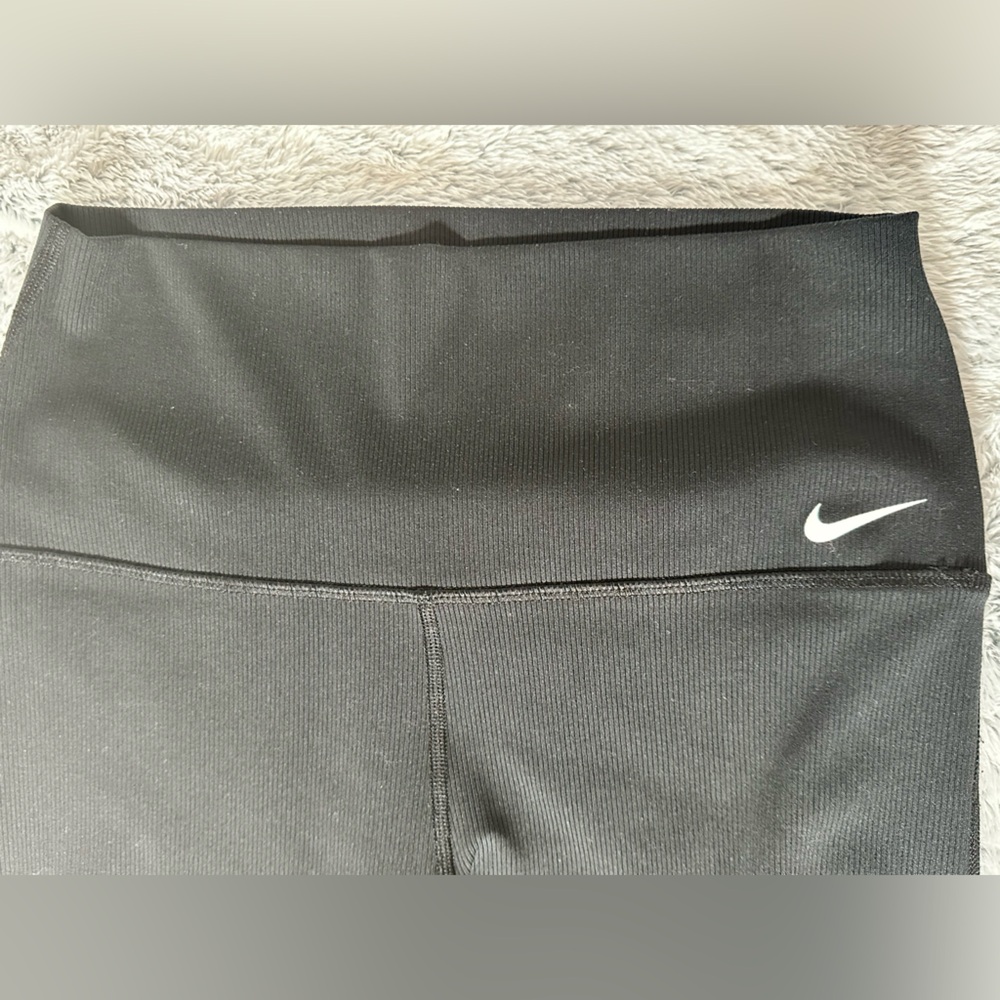 Nike Black Dri-FIT Performance Tights w/Tie Bottom Accents - Picture 4 of 5
